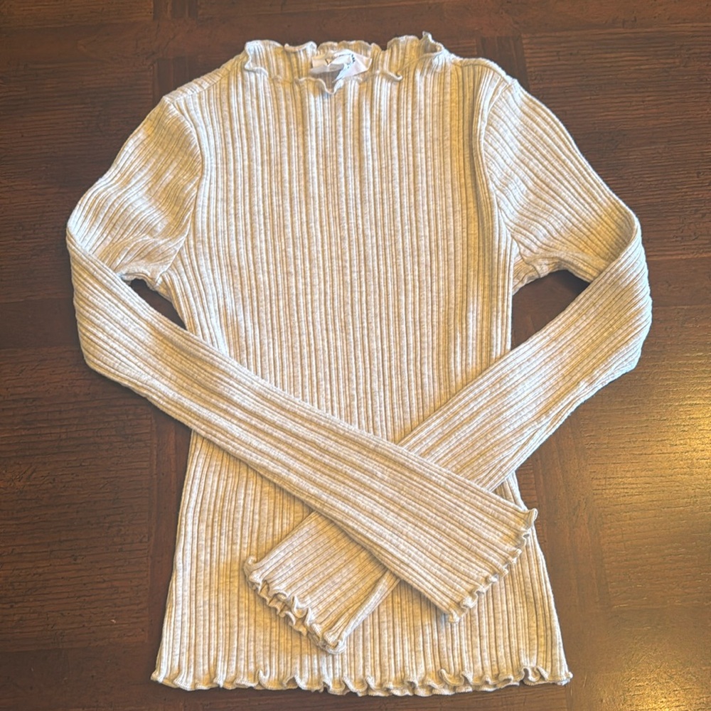Sadie&Sage, women’s small ribbed,  turtleneck long sleeve top, cream colored